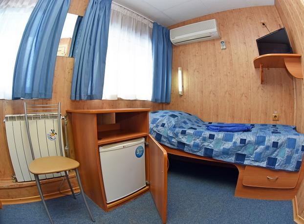 2-местная увеличенной площади (средняя палуба).jpg