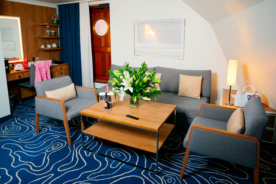 royal_suite_04.jpg
