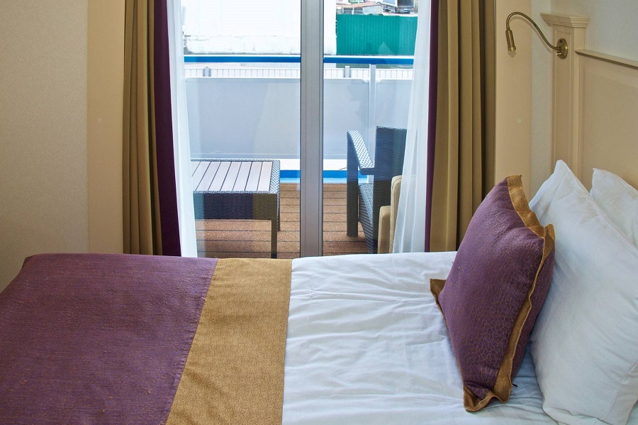 Полулюкс+ с балконом (средняя палуба).jpeg