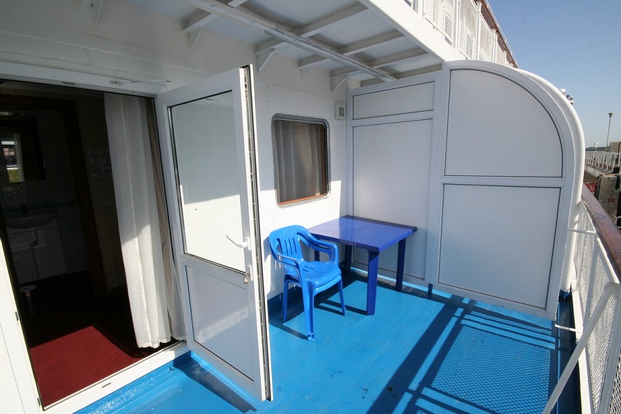 Hirurg_razumovskiy_cabin_delux_2.jpeg