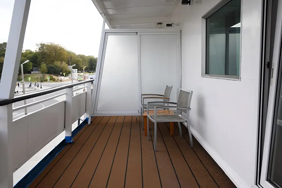 polyluks_balkon_boatdeck_07.png